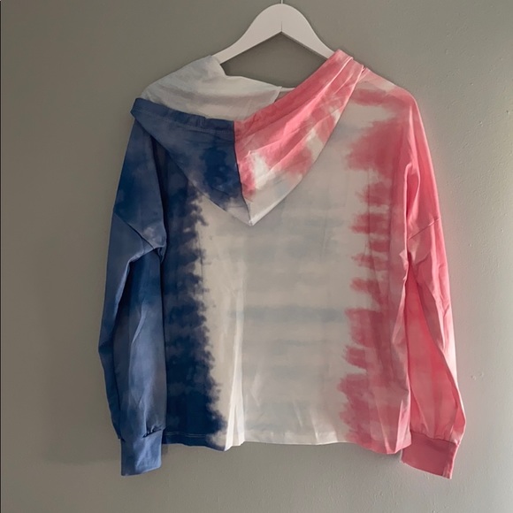 Trendy tie dyed hooded sweat shirt - Picture 2 of 2
